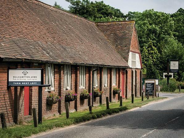 Bed and Breakfast The Walhampton Arms Lymington Zewnętrze zdjęcie